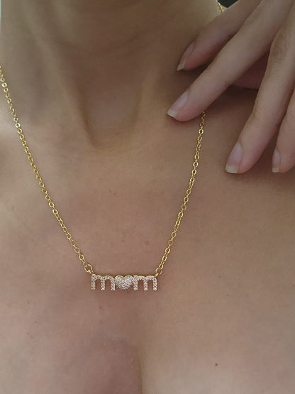 Cadena Amor de Mamá
