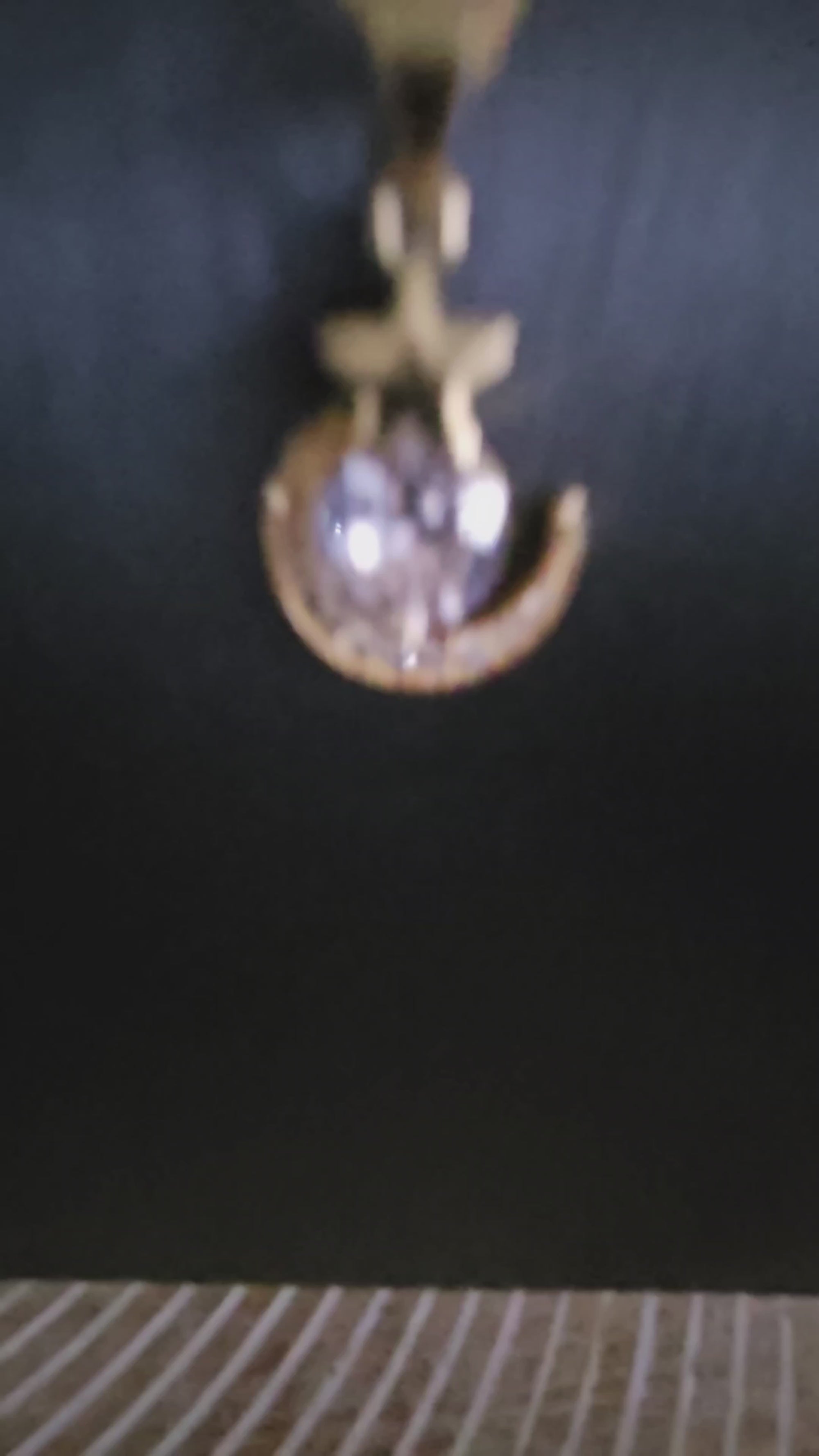 Cadena Luna de Cristal